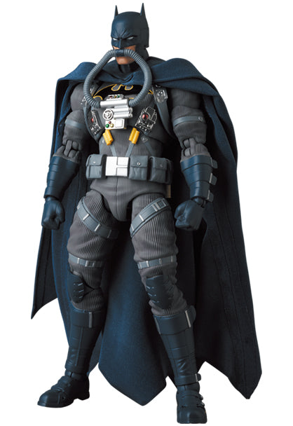 DC Comics Batman - Stealth Jumper Batman (Hush Version) - Mafex Action Figure
