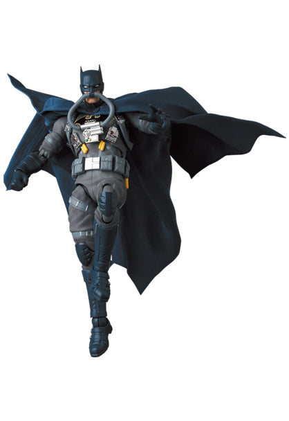 DC Comics Batman - Stealth Jumper Batman (Hush Version) - Mafex Action Figure