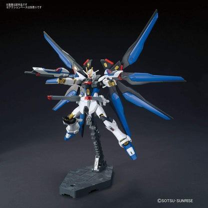 Bandai - Gundam Seed Destiny - #201 Strike Freedom Gundam - HGCE 1/144