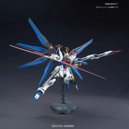 Bandai - Gundam Seed Destiny - #201 Strike Freedom Gundam - HGCE 1/144