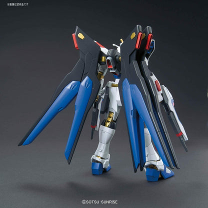 Bandai - Gundam Seed Destiny - #201 Strike Freedom Gundam - HGCE 1/144